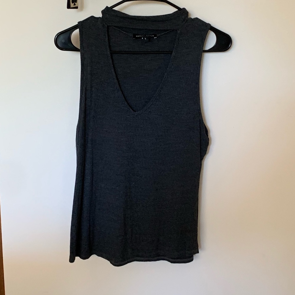 Kendall & Kylie - Gray V-Neck Crop Top